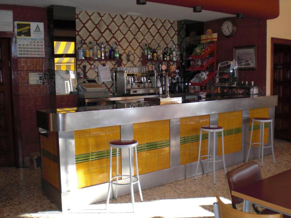 Hotel Balfagon Calanda Extérieur photo