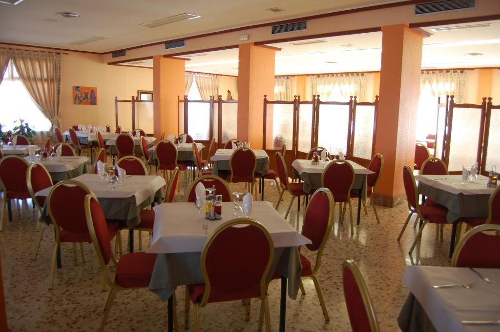 Hotel Balfagon Calanda Extérieur photo